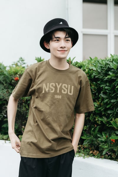 NSYSU 山稜款短Ｔ－橄欖綠色1