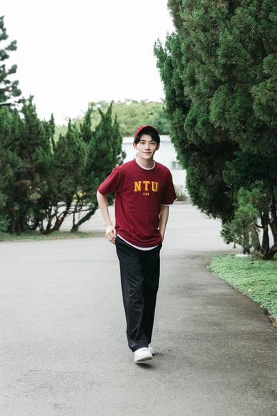 NTU 經典短Ｔ－酒紅色Ｓ號2