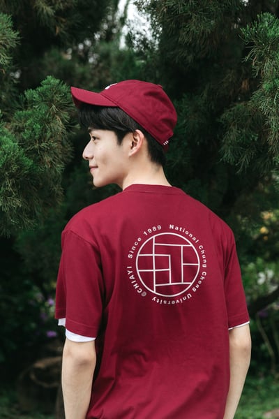 CCU 設計短Ｔ－酒紅色2