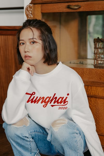 THU 2020 大學Ｔ－白色1