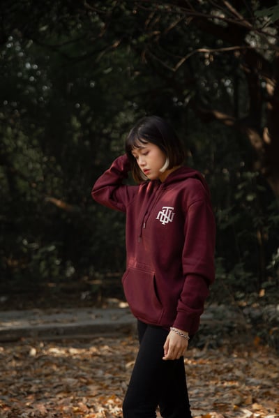 NTU 隊徽款帽Ｔ－酒紅Ｓ號2