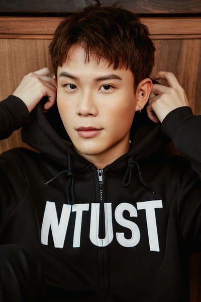 NTUST 連帽外套－黑色 Ｓ1