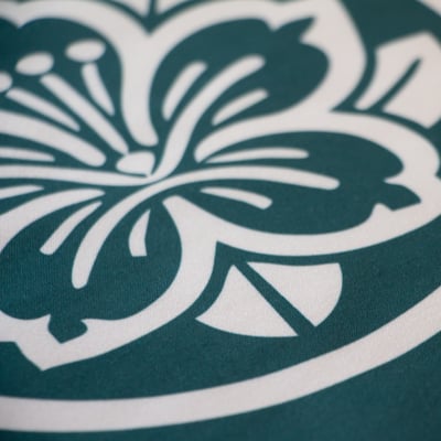 NTU 長絨方巾－家紋款2