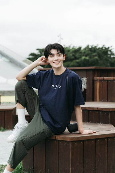 NTHU 設計短Ｔ－藍色3