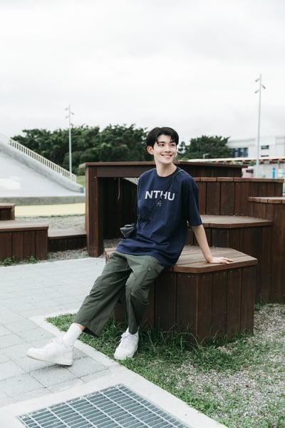 NTHU 經典短Ｔ－藍色2