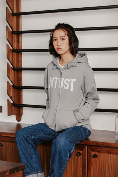 NTUST 連帽外套－灰色 Ｓ2