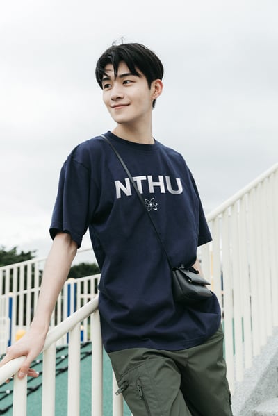 NTHU 經典短Ｔ－藍色1