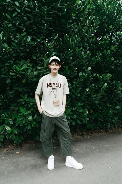 NSYSU 山稜款短Ｔ－米色2