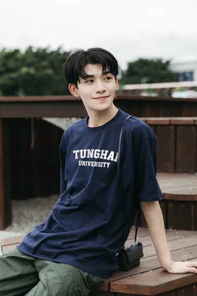 THU 學院短Ｔ－深藍1