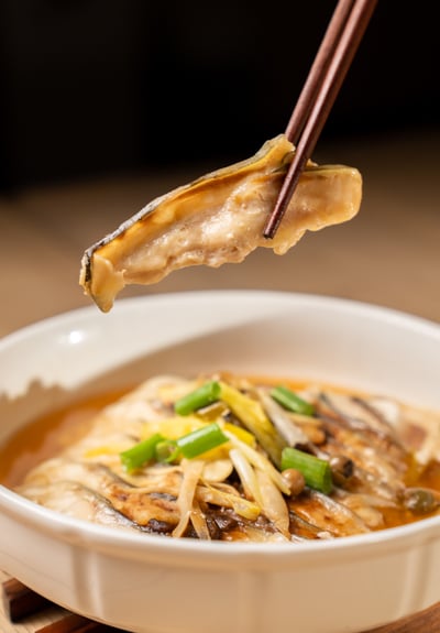 高山泉水養殖鱘龍魚7