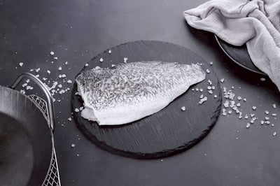 鮮綠大片金目鱸魚菲力(280g)11