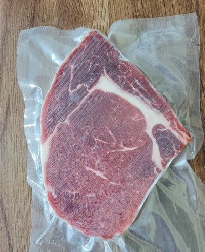 澳洲熟成穀飼300天肋眼沙朗14