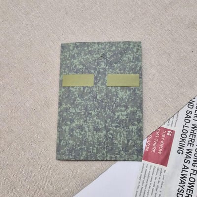 【現貨】客製化陸軍迷彩制服卡片｜軍人制服、升遷祝賀、生日禮物、情侶送禮首選、週年紀念、父親節禮物3