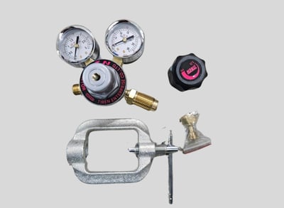 台製 2"乙炔壓力調整器3