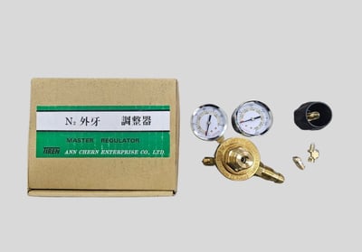 台製氮氣壓力調整器(外牙)2