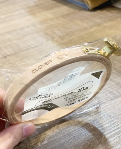 Clover【木製繡花框（10cm）】4