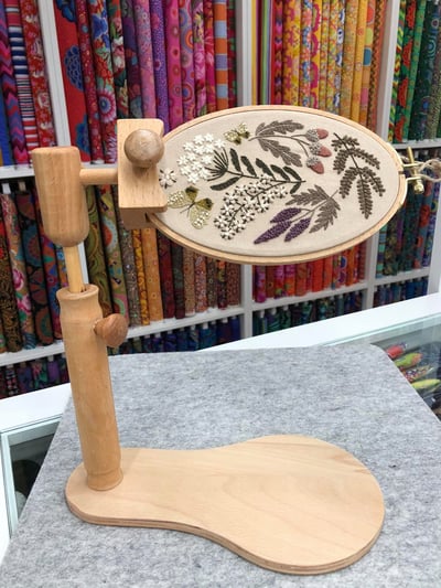 新版刺繡立架框1