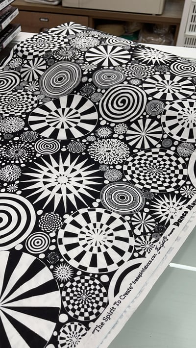 Free Spirit【旋轉Twirling】Katie Pasquini Masopust2