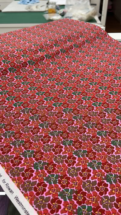 ROWAN【粉色小花westminster】Kaffe Fasselt3