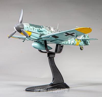 1/48 HM BF109G-6  "Yellow 1" 王牌飛行員 埃里希·哈特曼 Erich Hartmann 座機13