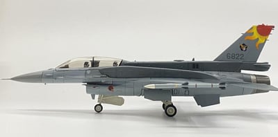 1/72 HM 限量版ROCAF 中華民國空軍F-16V 紅太陽 馬拉道圖騰/Mr.Dom合作彩盒盒繪5