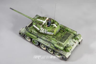 FOV 1/32 二戰蘇聯 T34/85中戰車 第七護衛坦克師塗裝版2