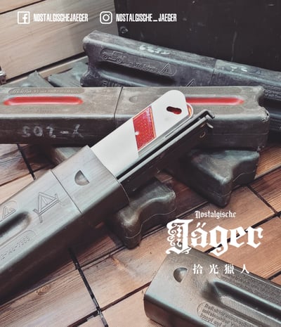 德軍軍用反光三角警示牌12