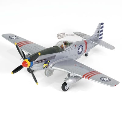 FOV 1/72 二戰國軍 P-51D野馬式戰鬥機/中華民國空軍第四大隊第21中隊 鄭永達中隊長座機4