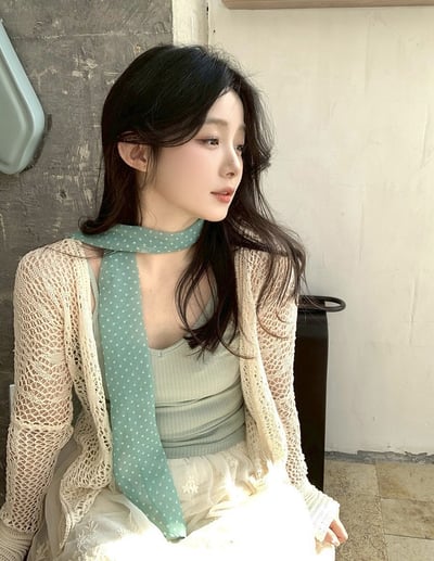 『買一送一』百搭浪漫波點多功能長條絲巾7