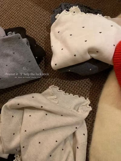 小愛心木耳邊立領上衣8
