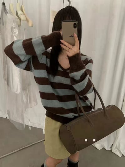撞色V領條紋毛衣1