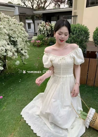小公主刺繡小花洋裝5