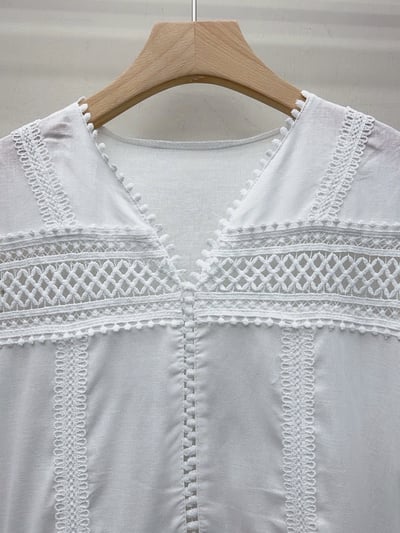 刺繡V領度假連身裙洋裝6