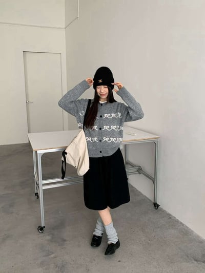 ★限時優惠｜至11/2★蝴蝶結愛心點點開釦毛衣3