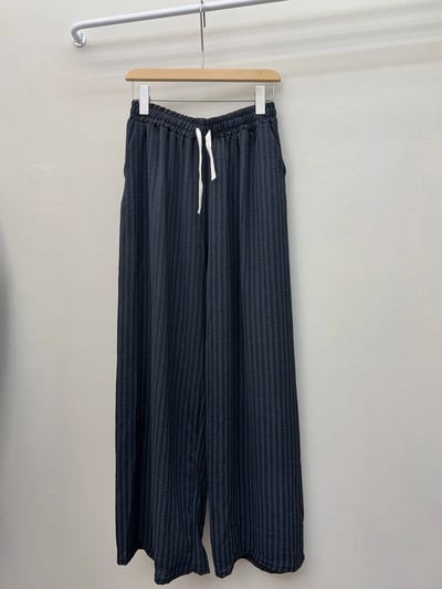 亞麻條紋鬆緊腰垂感寬鬆長褲9