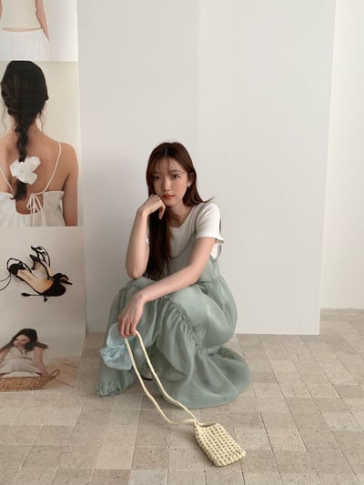 可愛木耳邊紗裙吊帶洋裝2