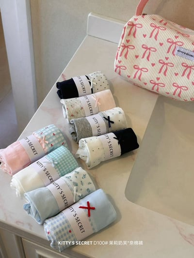 甜美內褲8件組・送蝴蝶結手提化妝包12