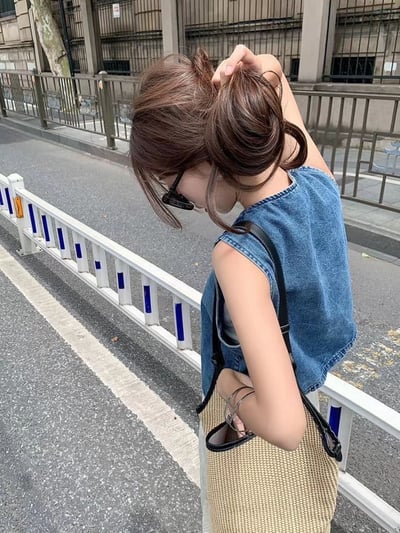排釦短版丹寧背心3
