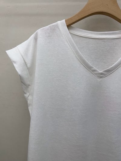 天絲亞麻寬鬆V領短袖上衣9