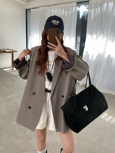 條紋拼接雙排扣西裝外套5