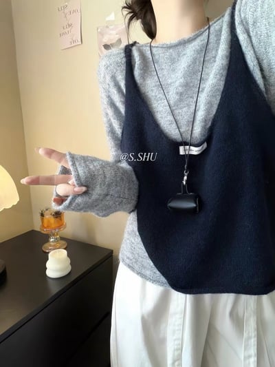 圓領針織上衣＋小標背心兩件套5