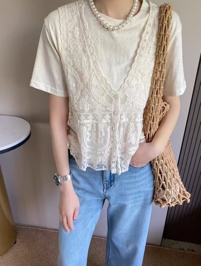 短袖T恤＋V領立體刺繡背心套裝1