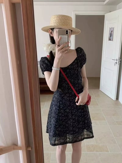 公主袖花花短洋裝2
