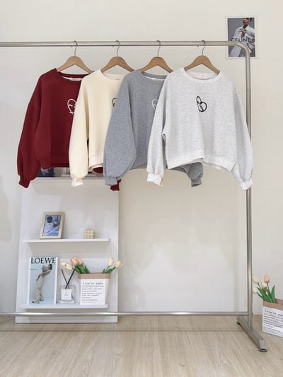 愛心刺繡大學TEE上衣12