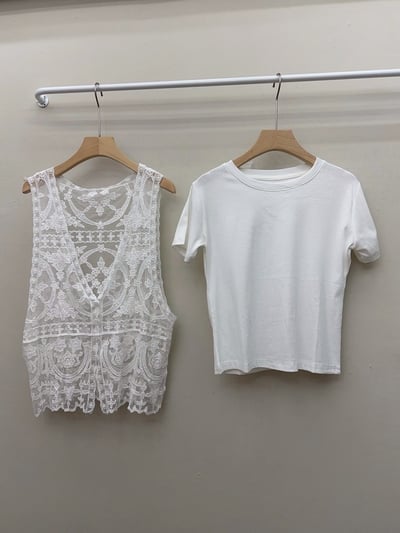 短袖T恤＋V領立體刺繡背心套裝10