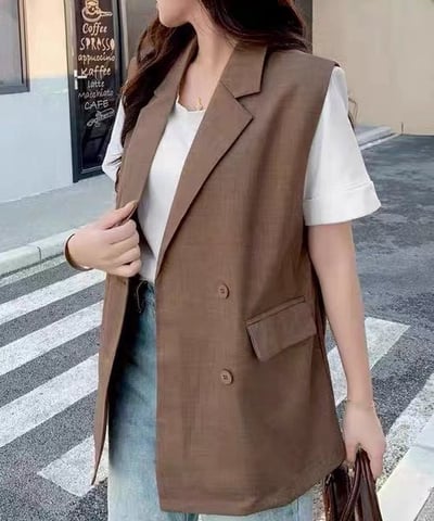 雙排扣翻領無袖西裝背心9