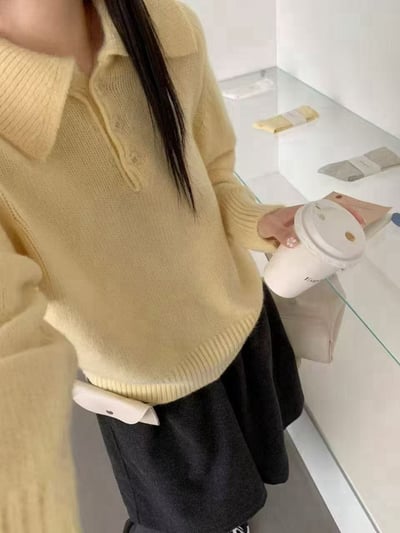 小花釦polo領毛衣針織上衣3