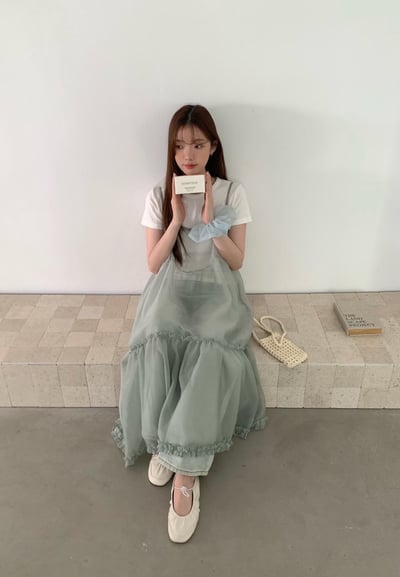 可愛木耳邊紗裙吊帶洋裝5