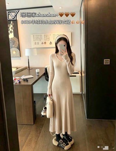 羊絨坑條V領連身裙洋裝4