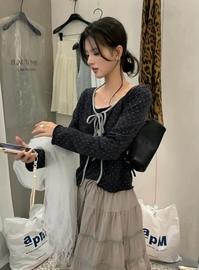 甜美波點吊帶背心＋綁帶罩衫兩件套1